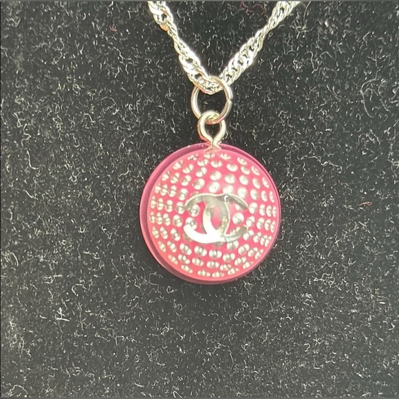 CHANEL Pink and Silver Logo zipper pull Pendant Necklace one of a kind luxe fem - Picture 1 of 6